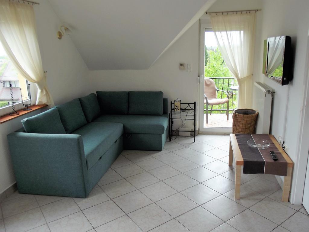 Laura-Haus Apartment Вонярквашеги Екстериор снимка